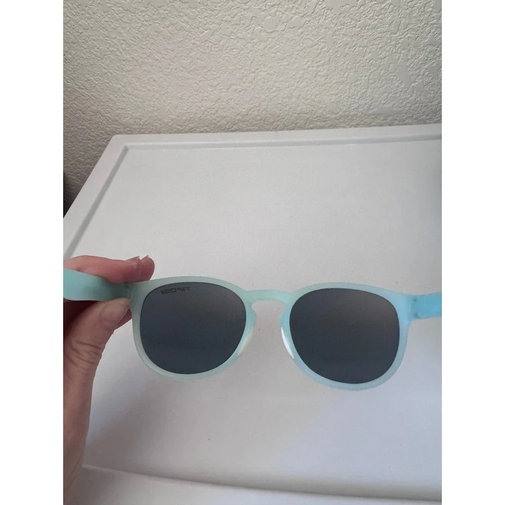Tifosi Sunglasses Frost Blue Red Mirror Lens Sport Lifestyle Retro Shades